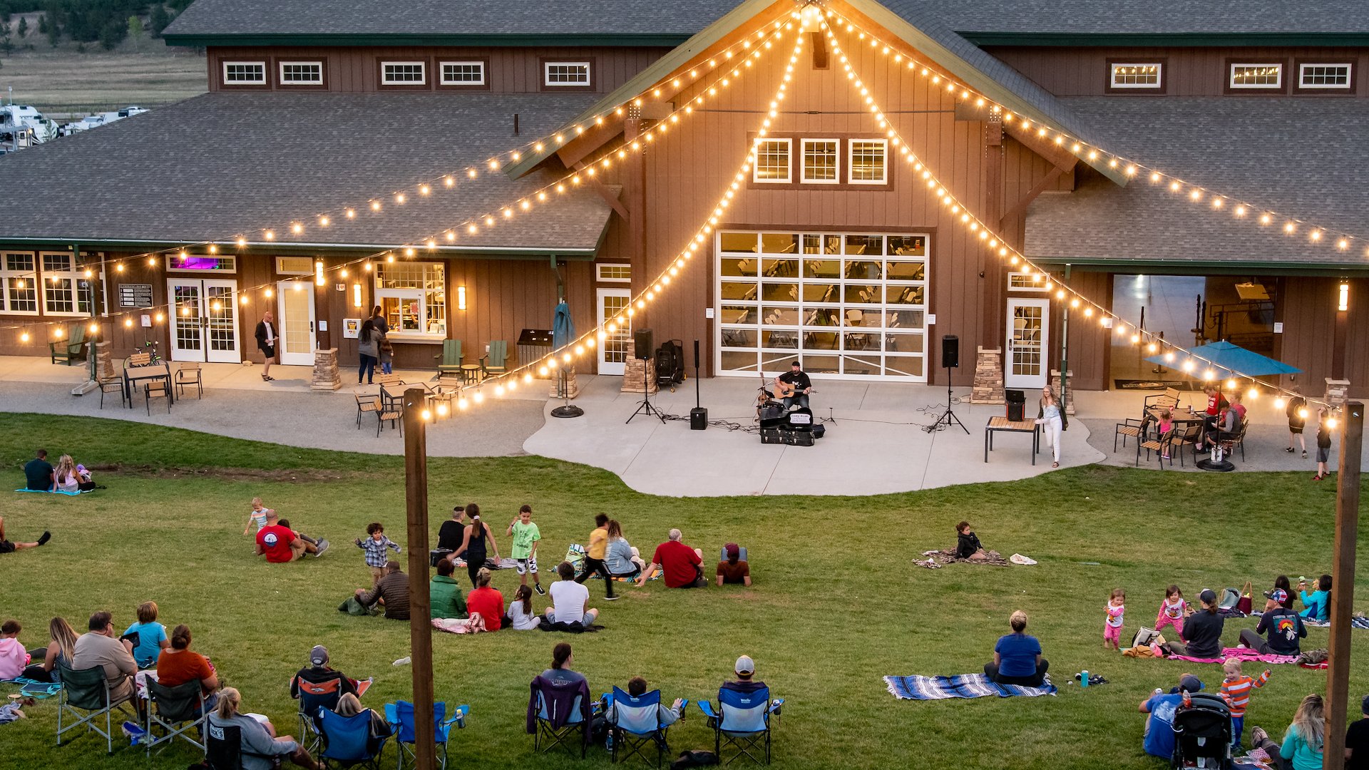 Unforgettable Performances and Parties