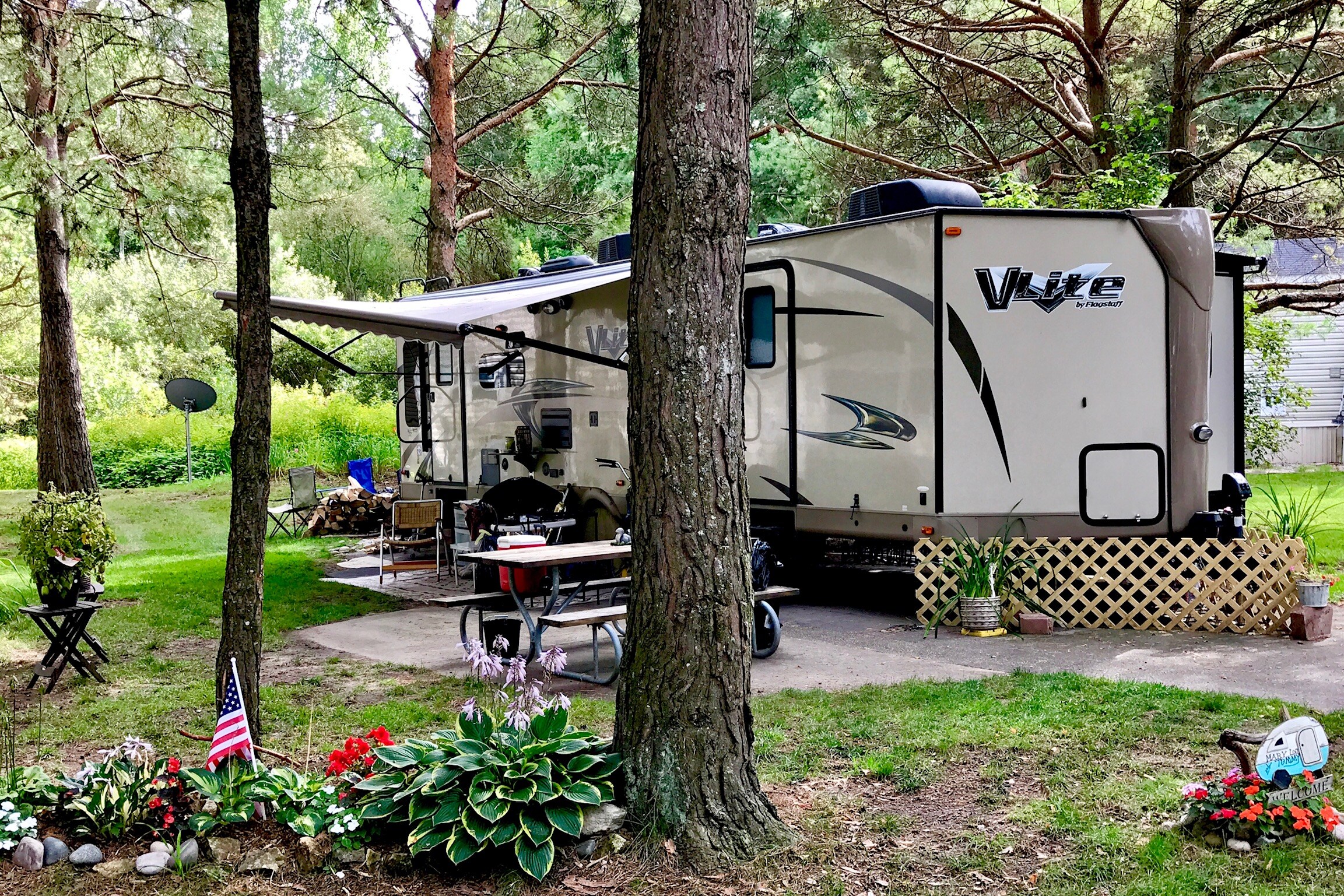 Extended Stays of Jellystone Park Caledonia