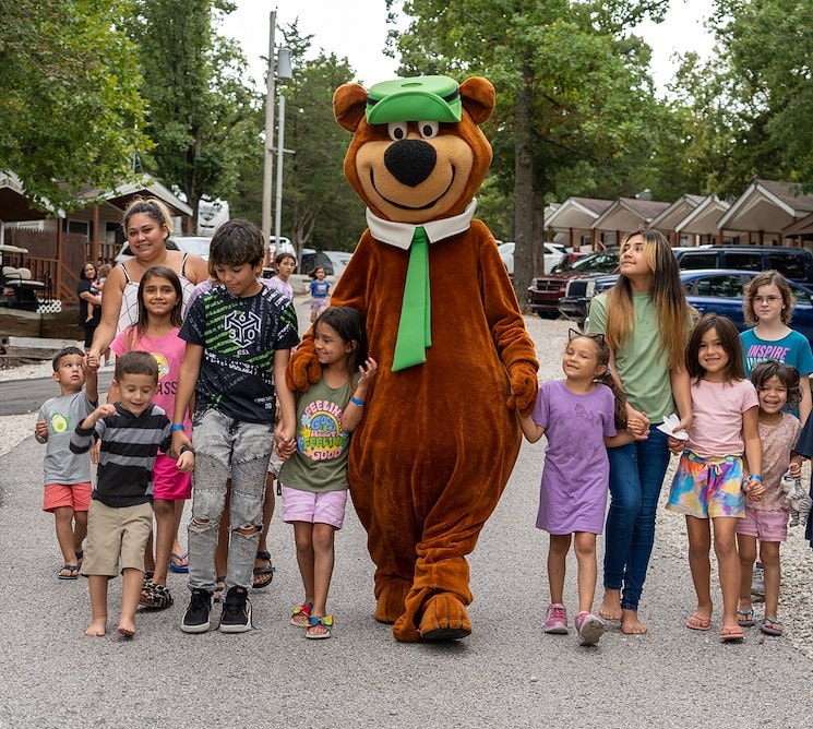 Amazing Family Vacation Deals at Jellystone Park™ Milton