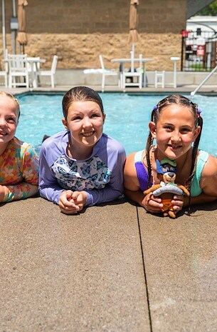 Splash-tastic Adventures at Jellystone Park™ Pigeon Forge
