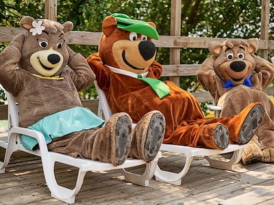 Become BFFs (Bear Friends Forever) at Jellystone Park™ Watts Bar Lake