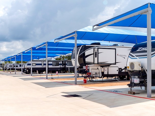 Back-In 30 AMP RV Site - 1