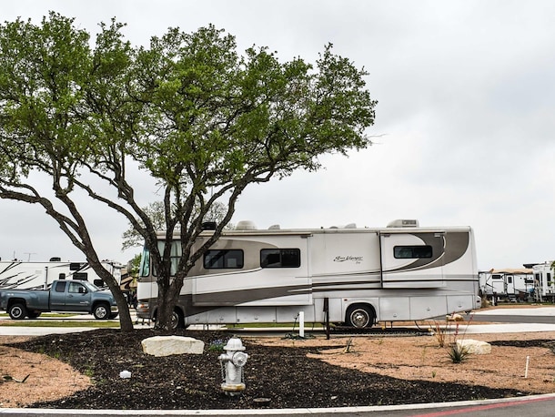 Pull-Thru 50/30 AMP RV Site - 1