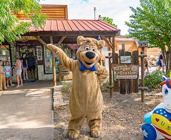Ranger Station in Jellystone Park™ North Texas