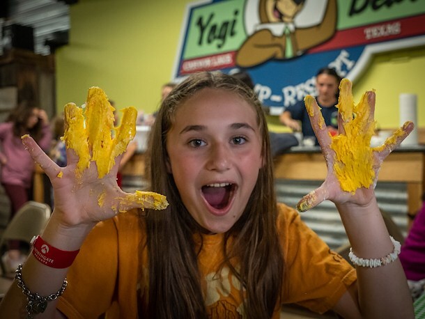 Arts & Crafts at Jellystone Park™ Texas Hill Country