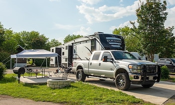 RV Sites at Jellystone Park™ Guadalupe River