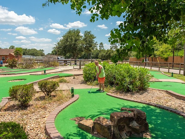 Mini Golf at Jellystone Park™ Houston West