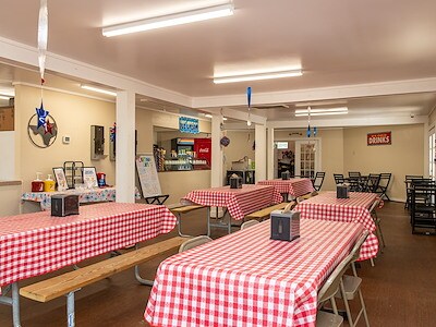 Cartoon Café of Jellystone Park™ Houston West