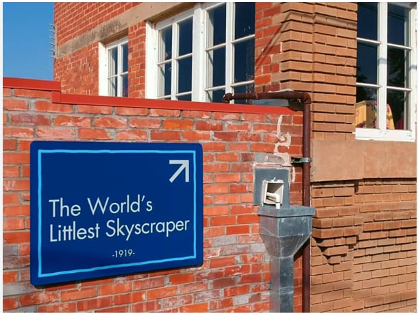 The World's Littlest Skyscraper