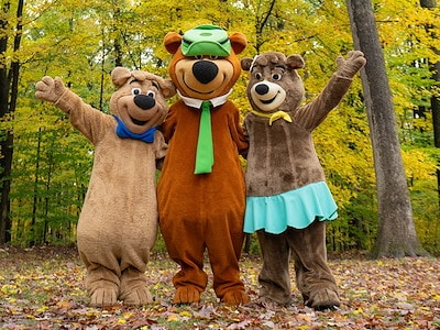 Become BFFs (Bear Friends Forever)!