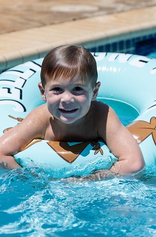 Make big splashes of Jellystone Park™ Tyler Texas