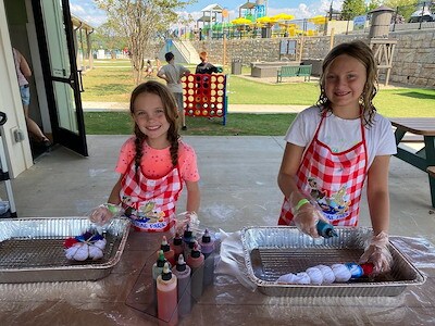 Tie Dyeing at Jellystone Park™ Watts Bar Lake