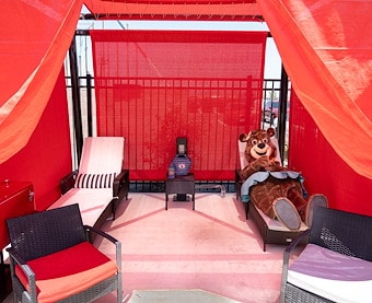 All Day Water Zone Cabana Rental at Jellystone Park™ Zion