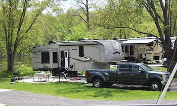 RV Sites at Jellystone Park™ Zion
