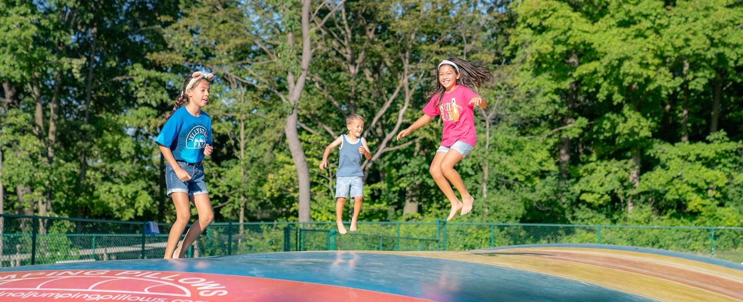 Swimming Pool of Jellystone Park™ Williamsburg