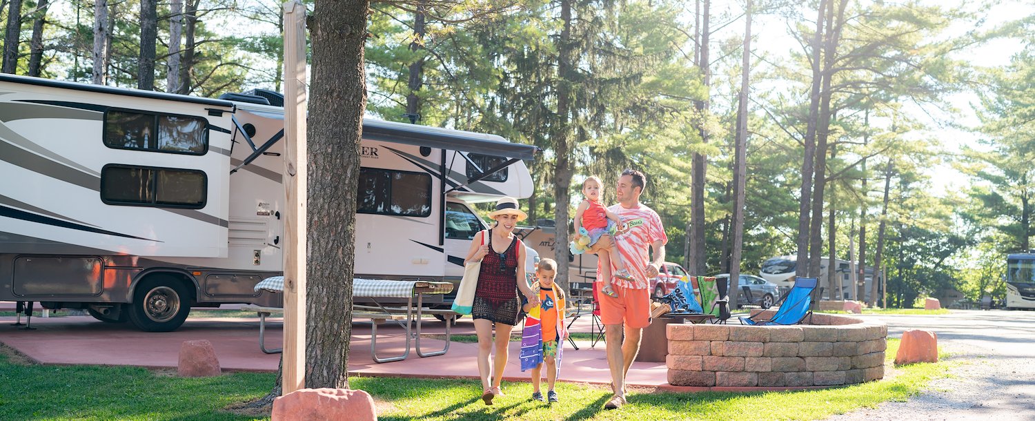 Ways to Stay at Jellystone Park™ Williamsburg