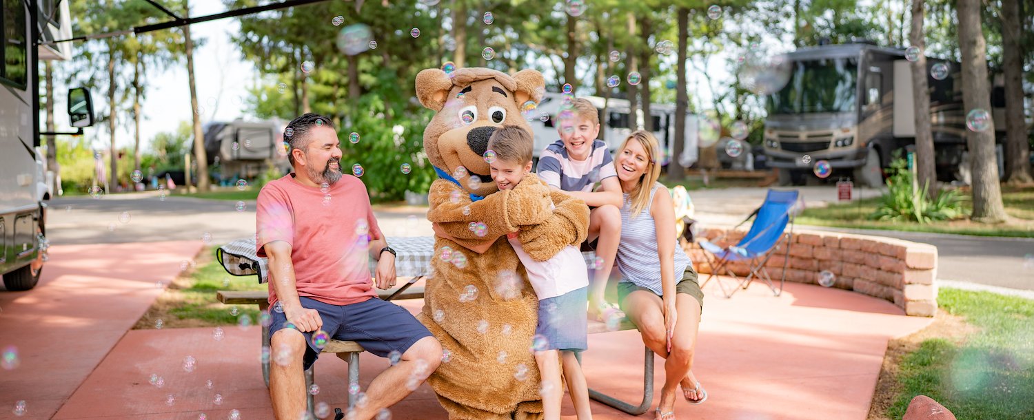 Character Interactions at Jellystone Park™ Nova Scotia