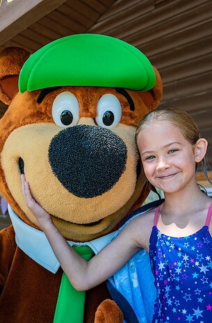 Character Interactions at Jellystone Park™ Door County