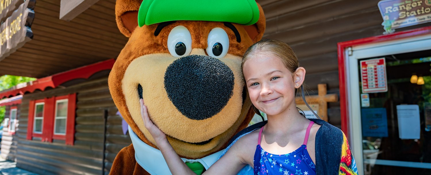 Character Interactions at Jellystone Park™ Door County