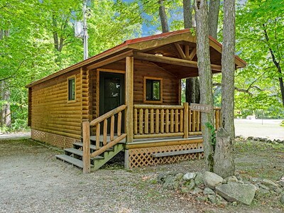Stay Your Way at Jellystone Park™ Sturgeon Bay 