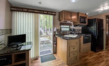 Lodging at Jellystone Park™ Door County