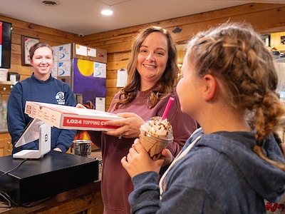 Pirates’ Cove Grill in Jellystone Park™ North Texas