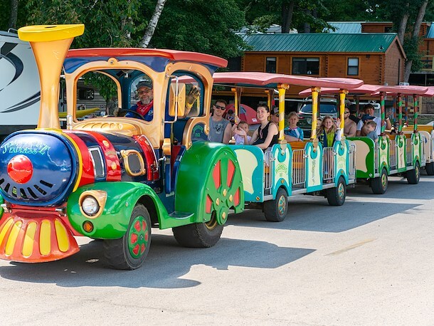Train Ride at Jellystone Park™ Warrens