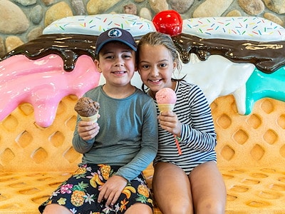Ice Cream Shop at Jellystone Park™ Warrens