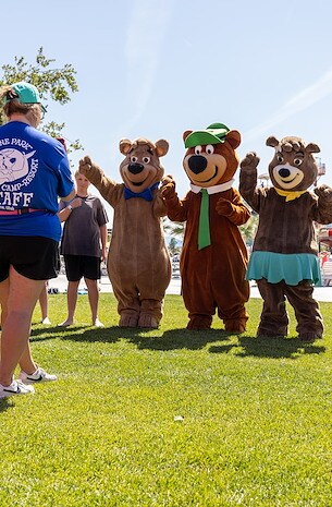 Make New BFFs at Jellystone Park™ Zion