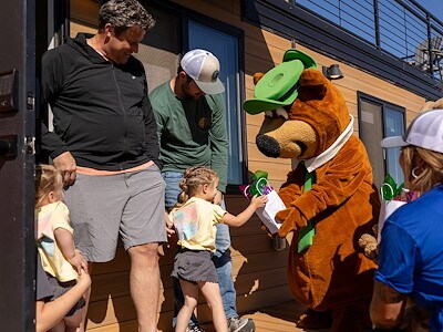 Become BFFs at Jellystone Park™ Zion