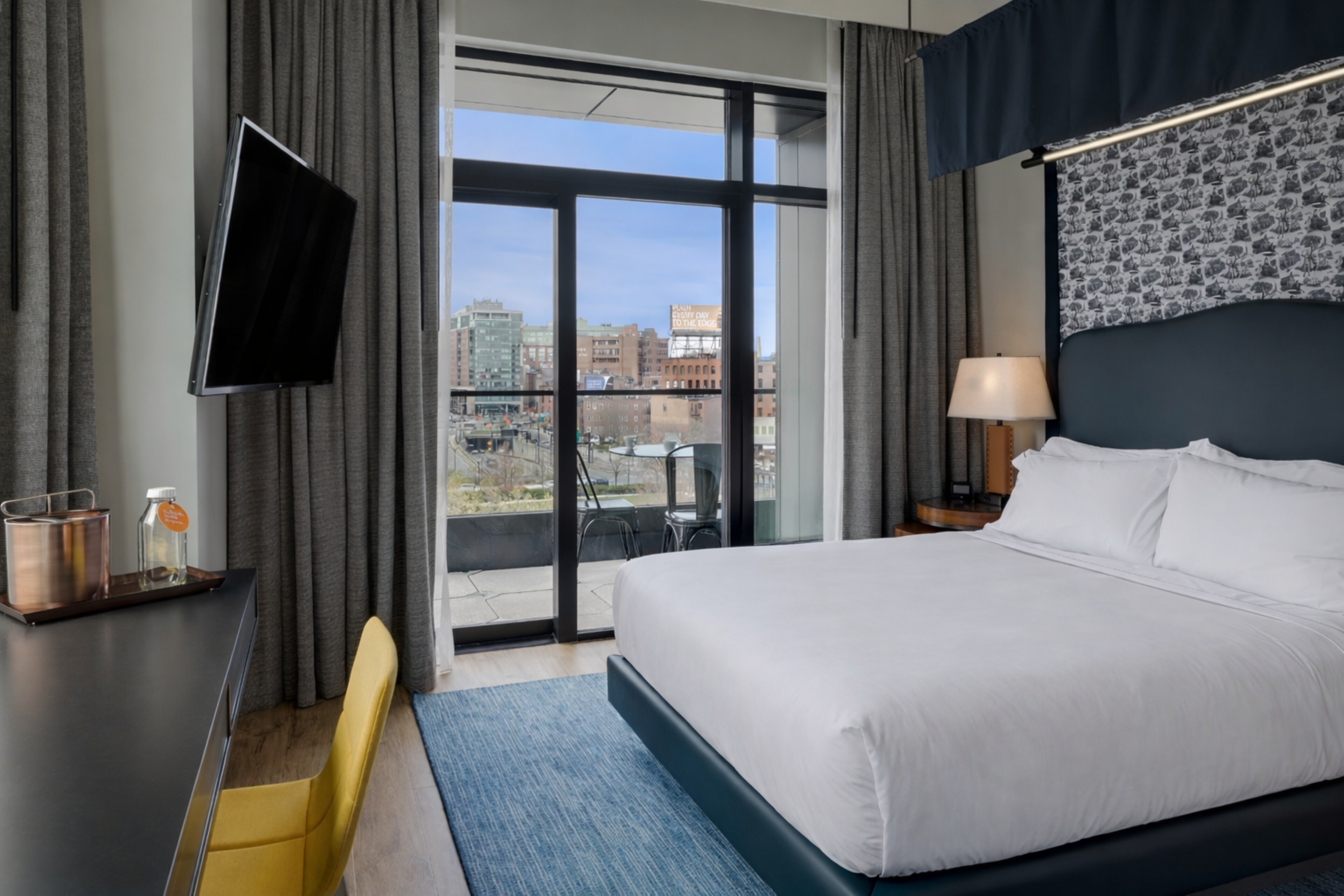 1 Bed Room City View with Balcony at Canopy by Hilton Boston Downtown - 1