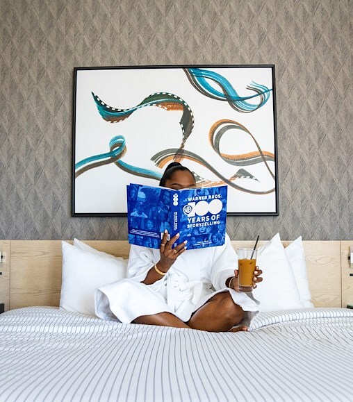 A New Modern Stay In Burbank CA