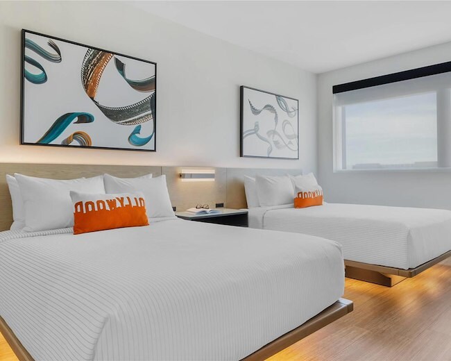 1 King Bed, 1 Bedroom Suite, Accessible