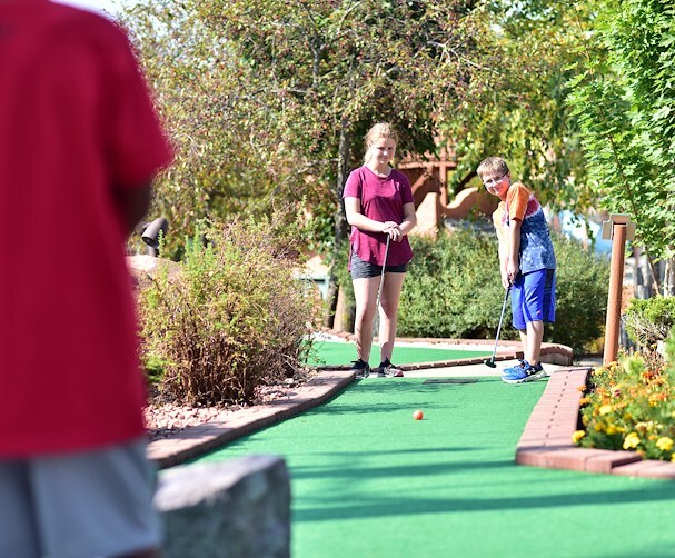 Spring Mini Golf Miniature Golf Wisconsin Dells | Chula Vista Resort