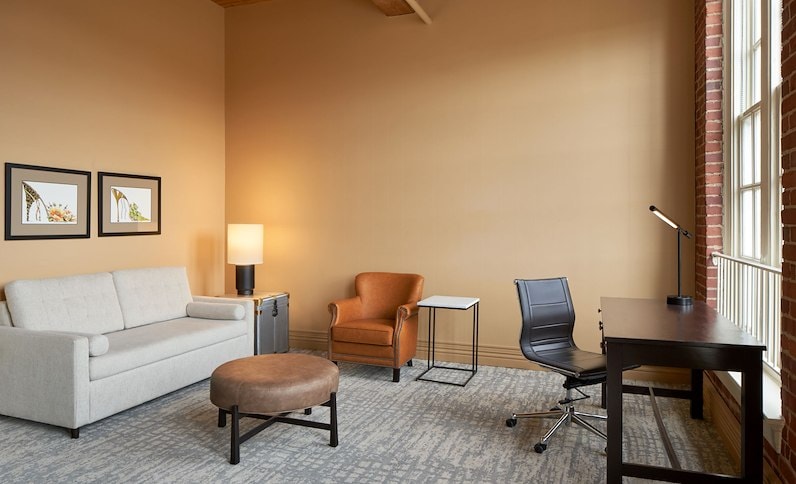 King Suite at Craddock Terry Hotel