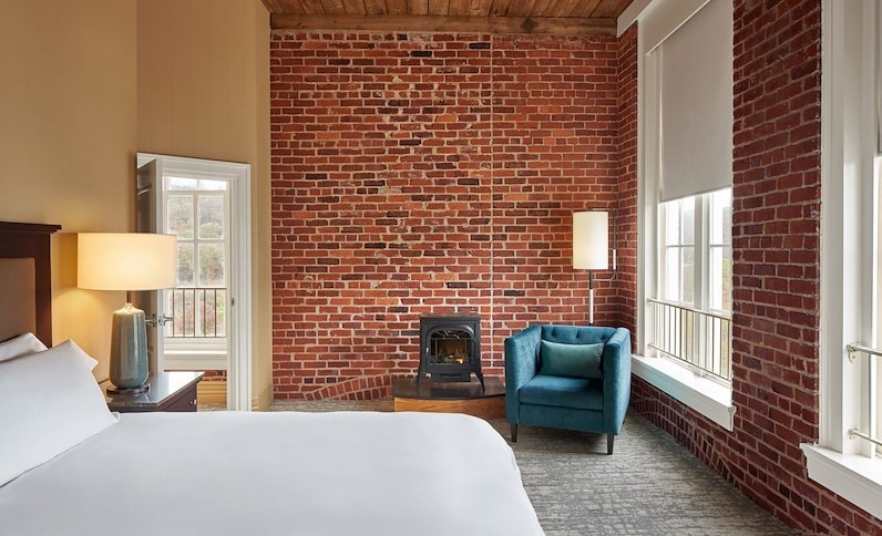 Suites at Craddock Terry Hotel