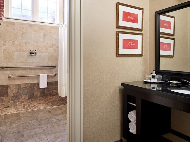 Craddock Terry Hotel Accessible King Guestroom, Lynchburg-Virginia