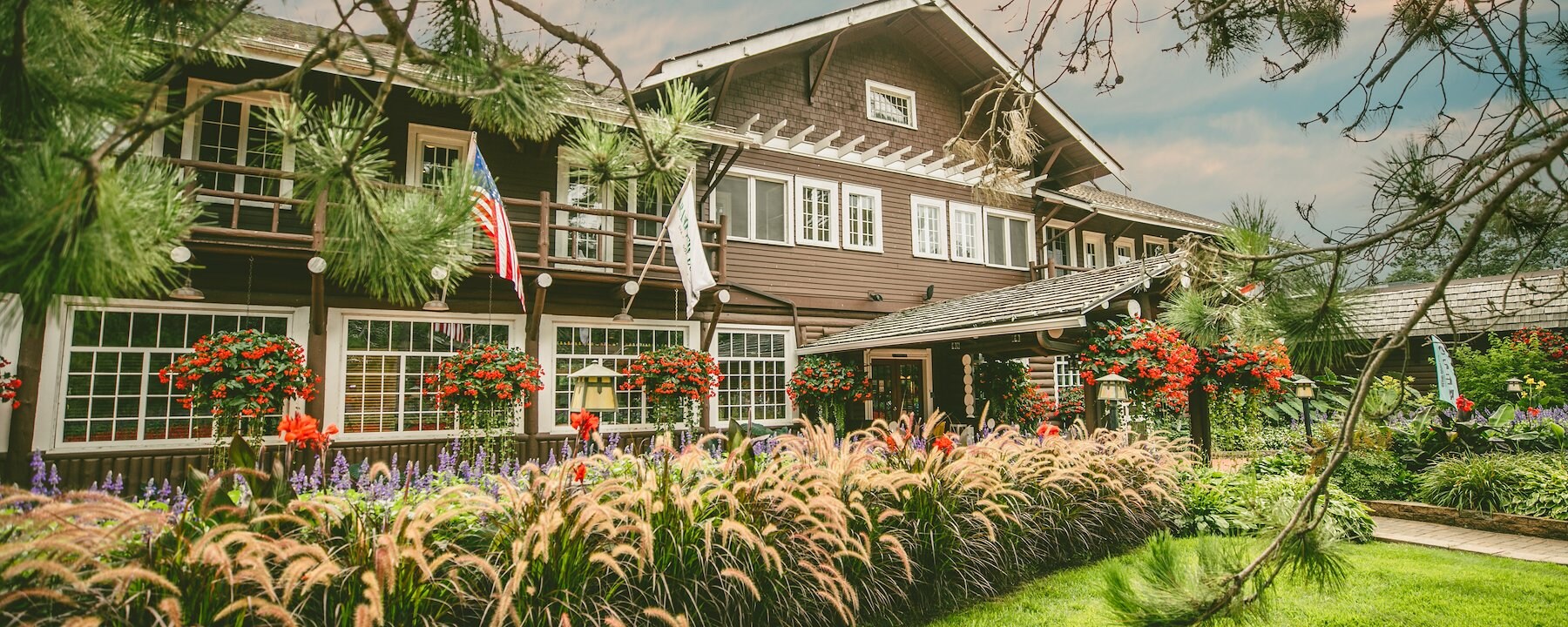 Connect for Your Special Day at Grand View Lodge Spa and Golf Resort Minnesota