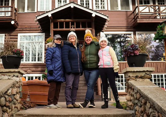  Minnesota Mom's Review of Grand View Lodge