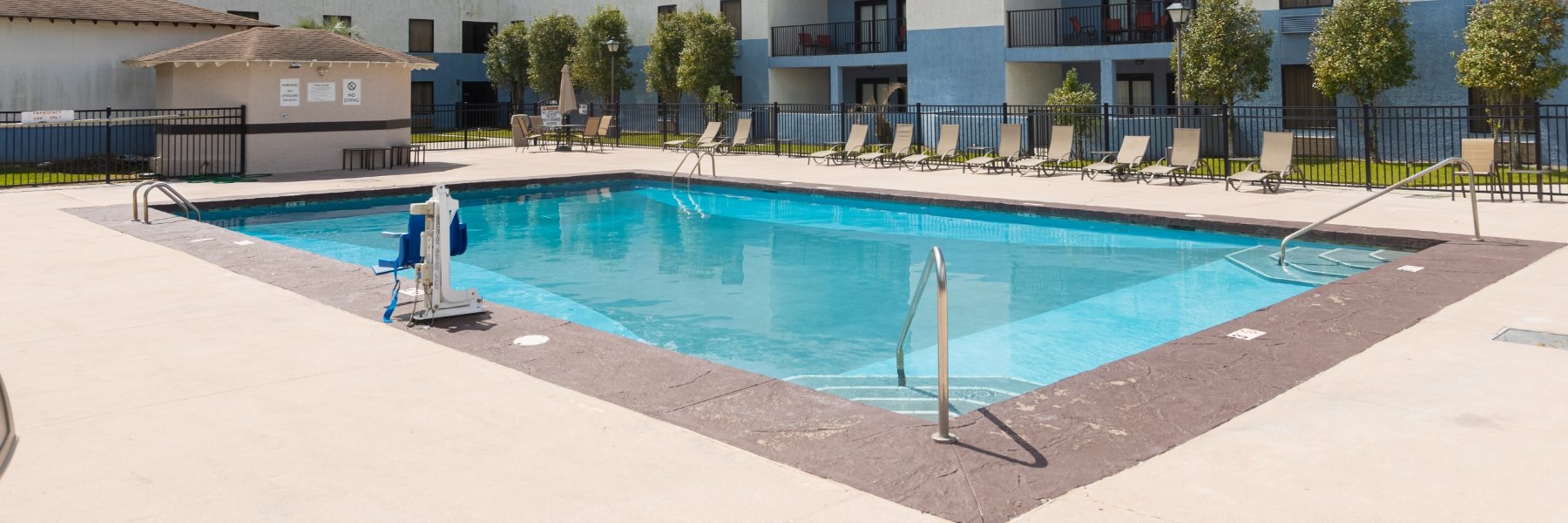 Amenities at Cottonwood Suites Savannah Hotel & Conference Center