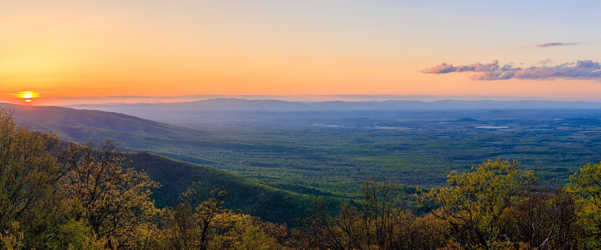 The sun setting over Shenandoah Valley in the summer