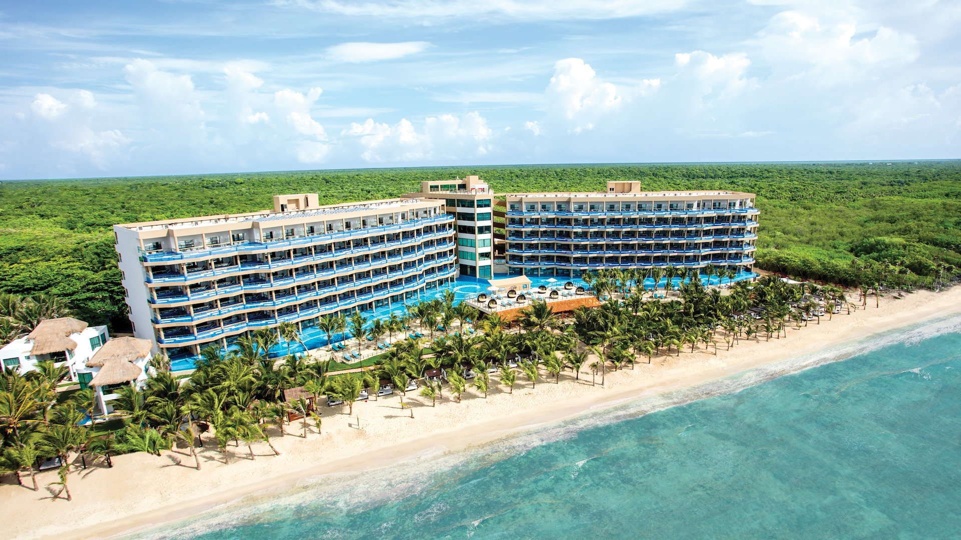 El Dorado Seaside Suites