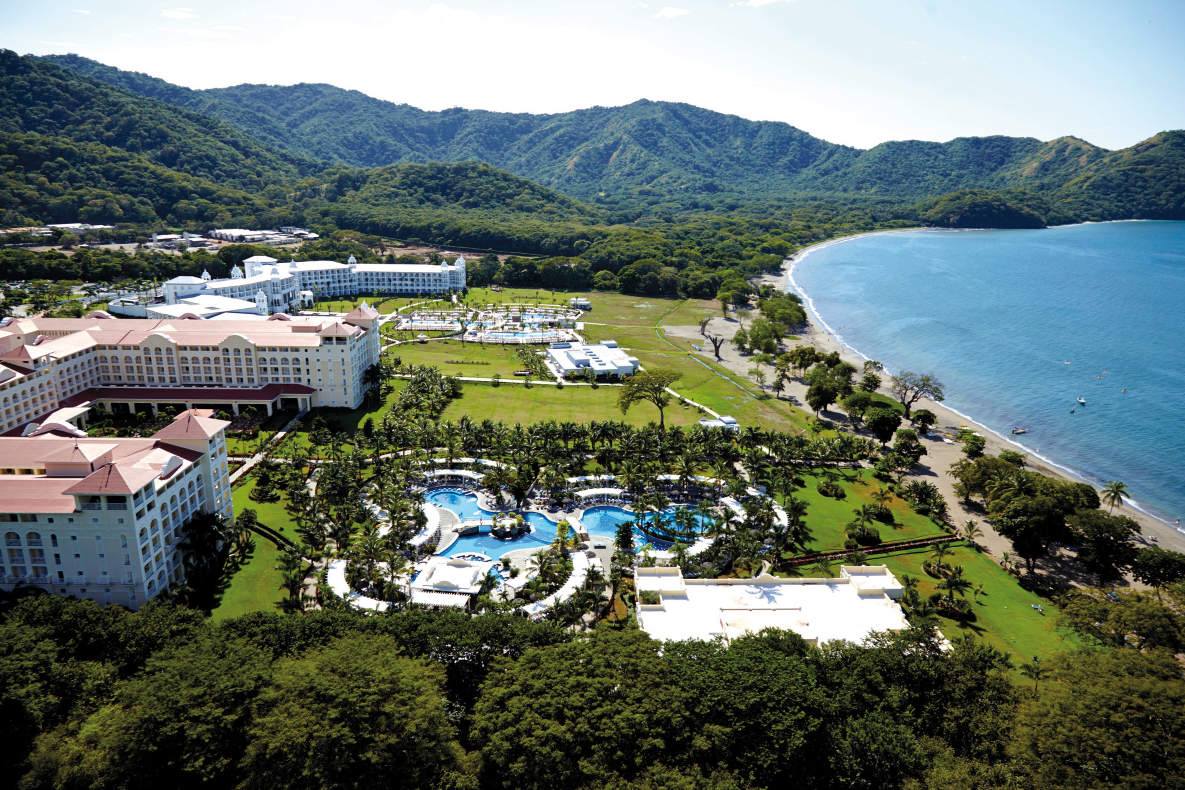 Riu palace costa rica wedding packages | Honestweddingadvice.com