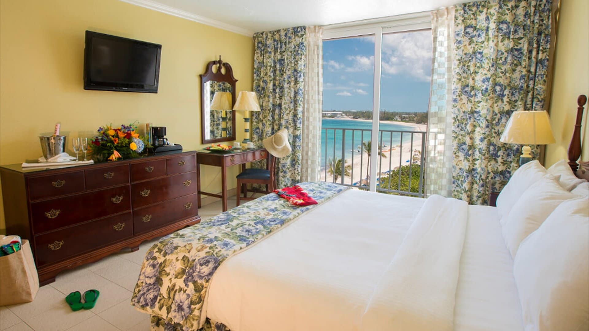 Breezes Bahamas Wedding Packages | Destination Weddings