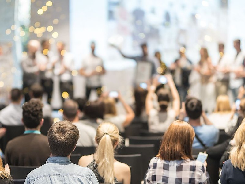 Innovative Tips to Increase Brand Visibility for Your Meeting