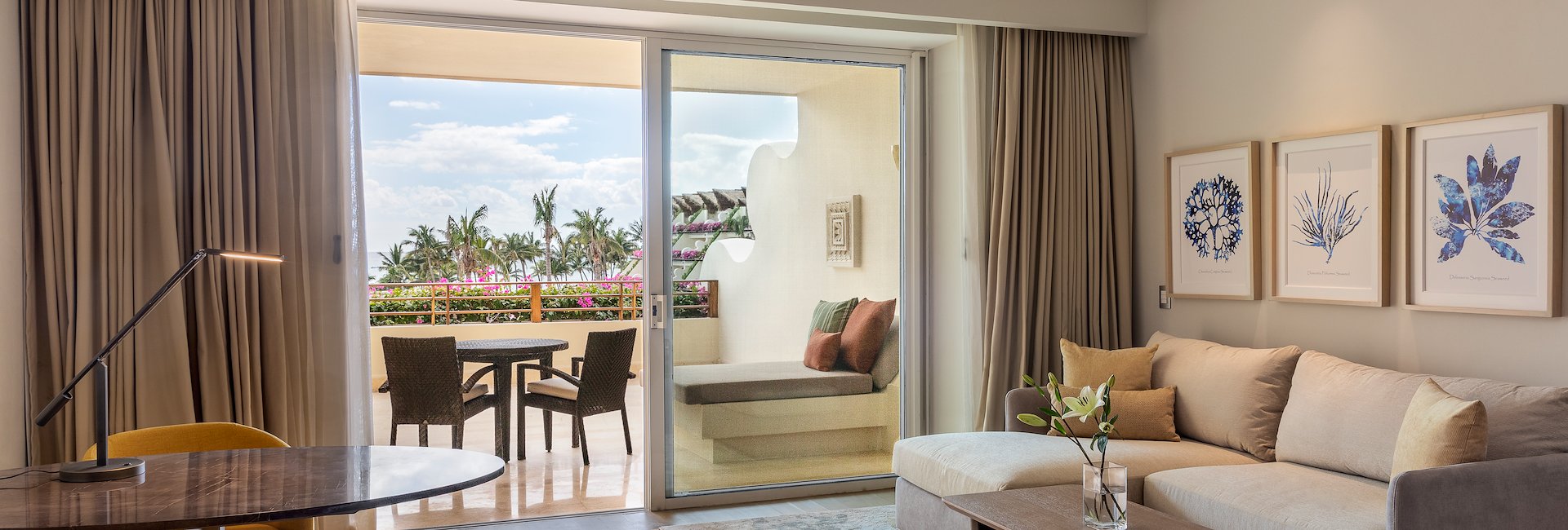 Ambassador Suite Ocean View