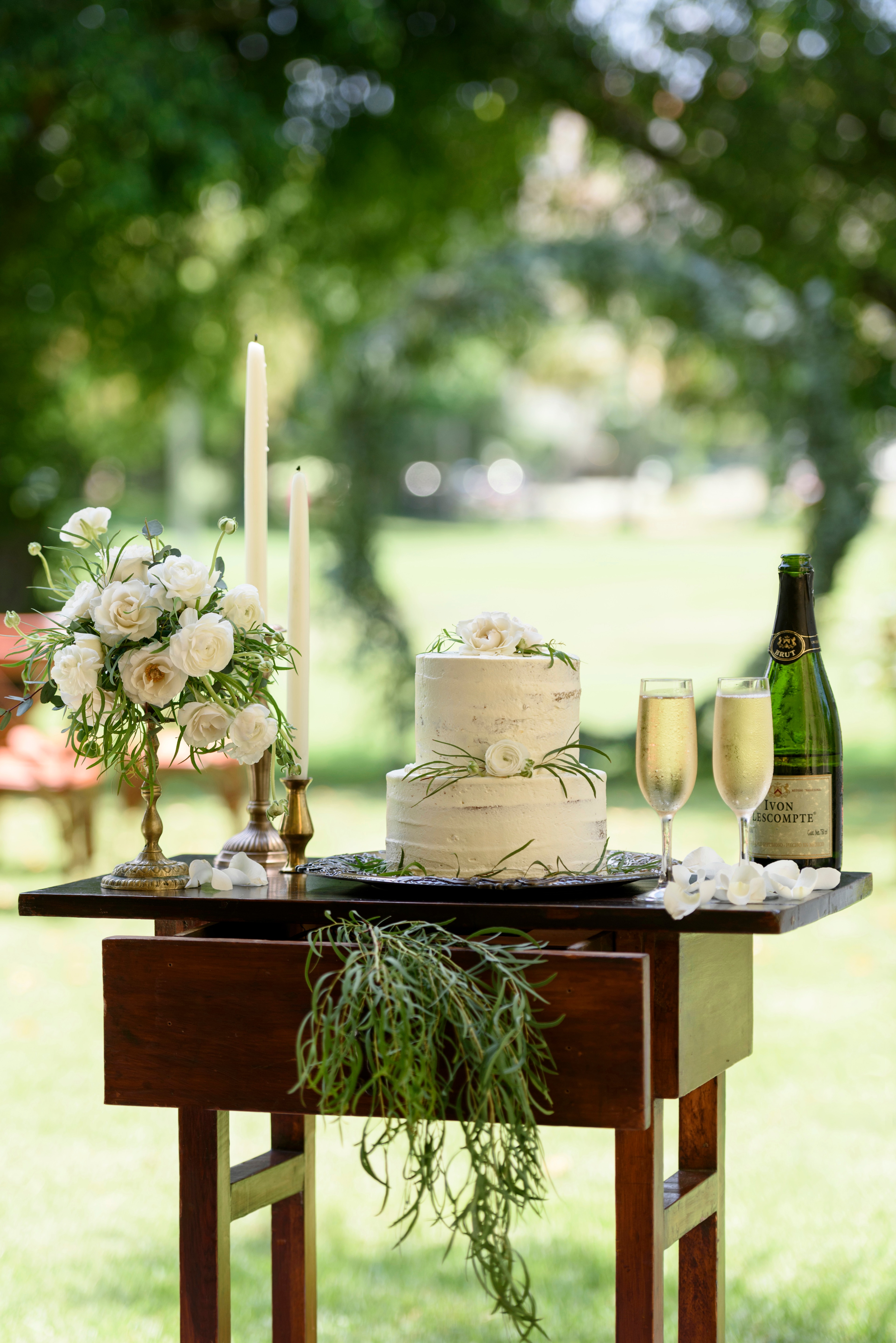 Casa Velas offers Cake Cutting Ceremony in the wedding Celebration at Puerto Vallarta
