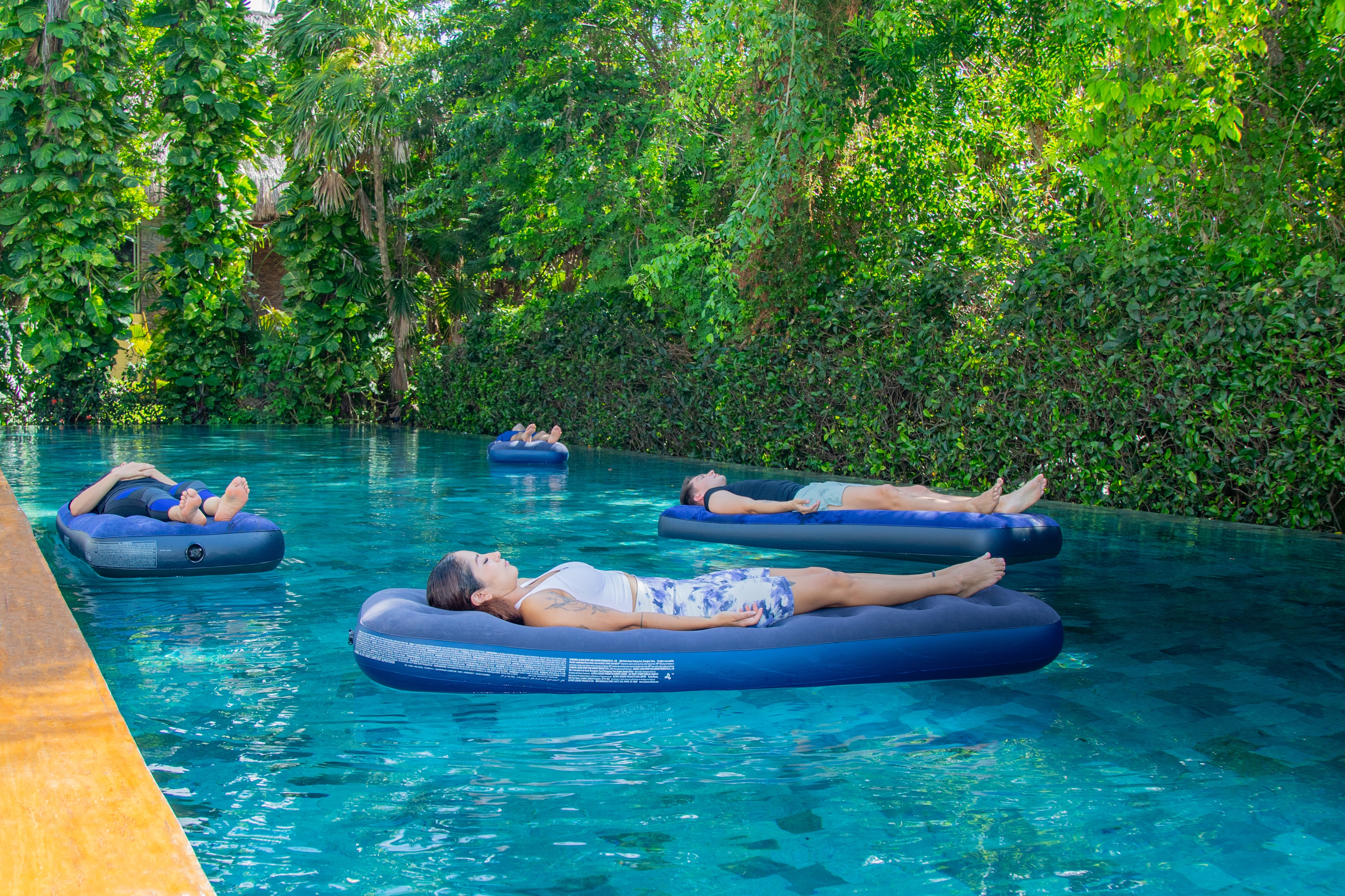Floating meditation