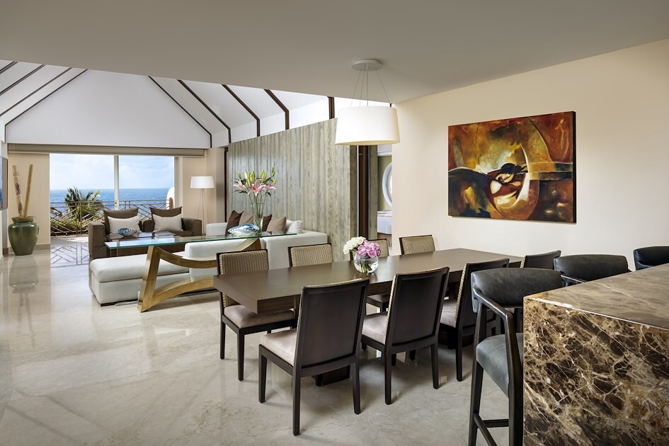 Ambassador Presidential Oceanfront Suite