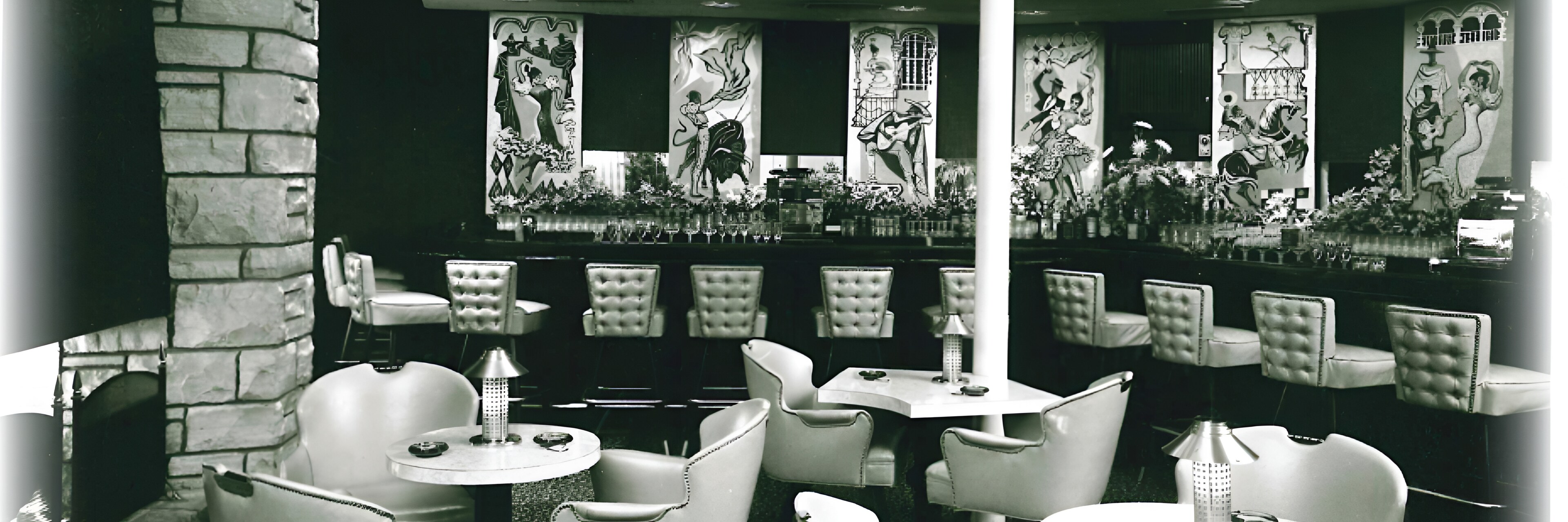 Old bar of Casa Munras Garden Hotel & Spa, Monterey, California